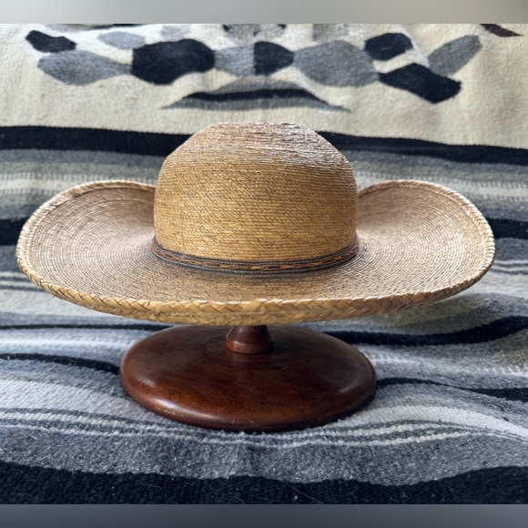 Atwood long oval vintage straw hat - Picture 4 of 9